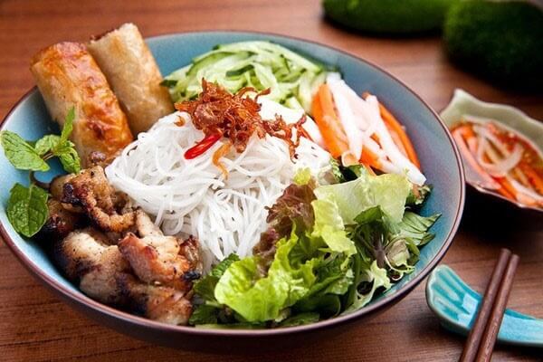 Rice Noodles with Grilled Pork